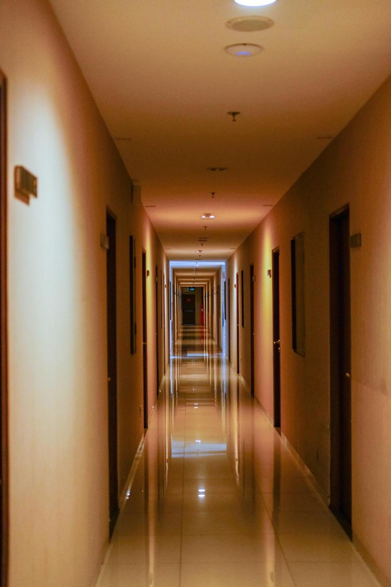 Student Park Hotel Yogyakarta Kültér fotó